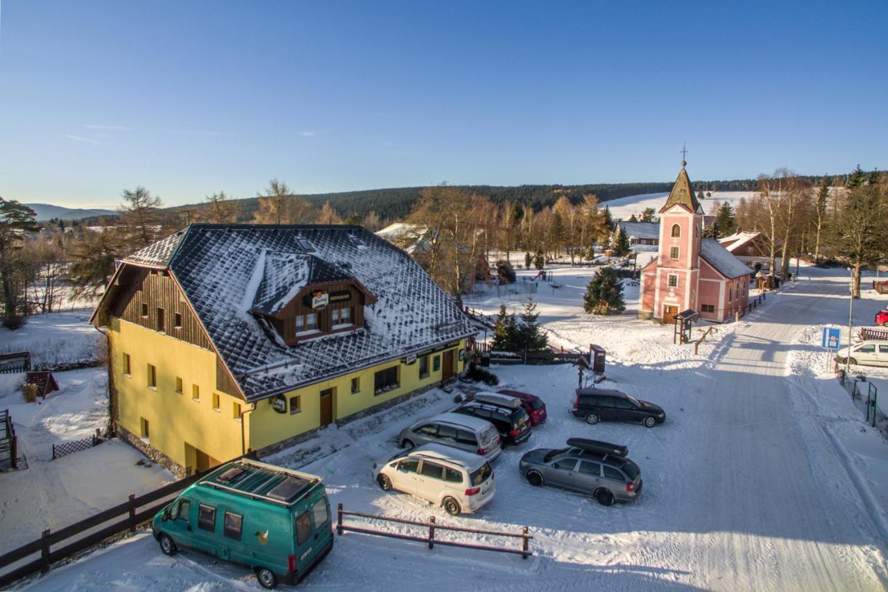Penzion U Zpěváků Nové Hute Exterior foto
