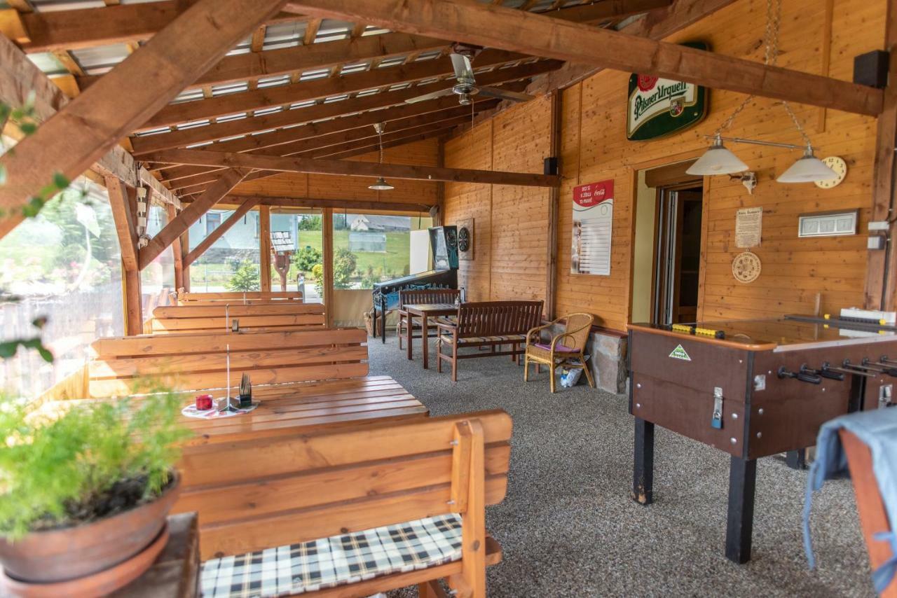 Penzion U Zpěváků Nové Hute Exterior foto