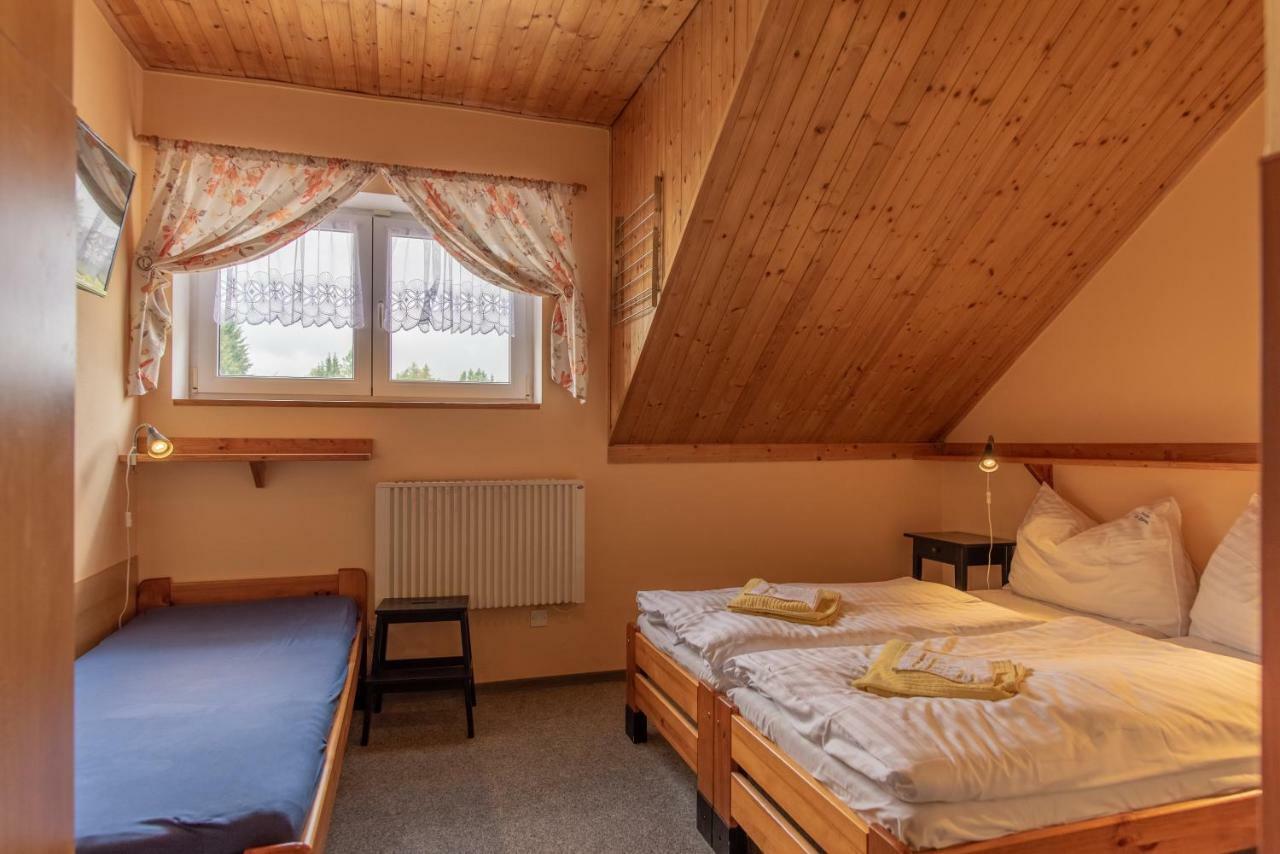 Penzion U Zpěváků Nové Hute Exterior foto