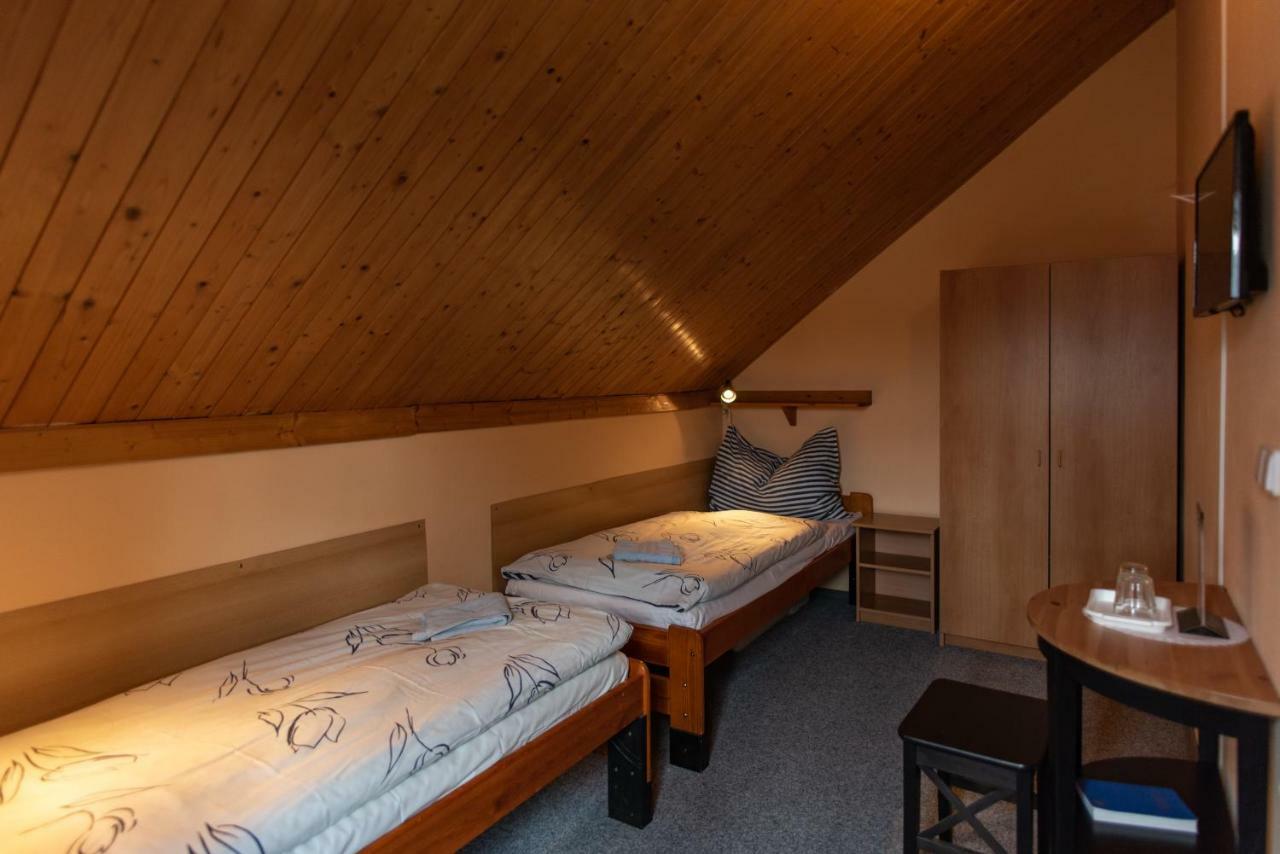 Penzion U Zpěváků Nové Hute Exterior foto
